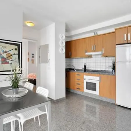 Apartment Beautiful 1-bed In Playa San Juan Guia de Isora (Tenerife)